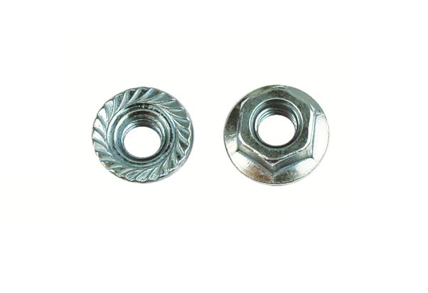 Гайка  DKC CM100500 697765