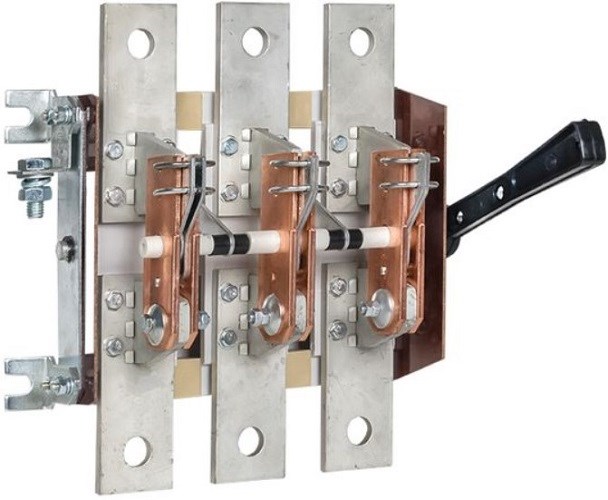 Разъединитель  EKF re19-4131120 1133852