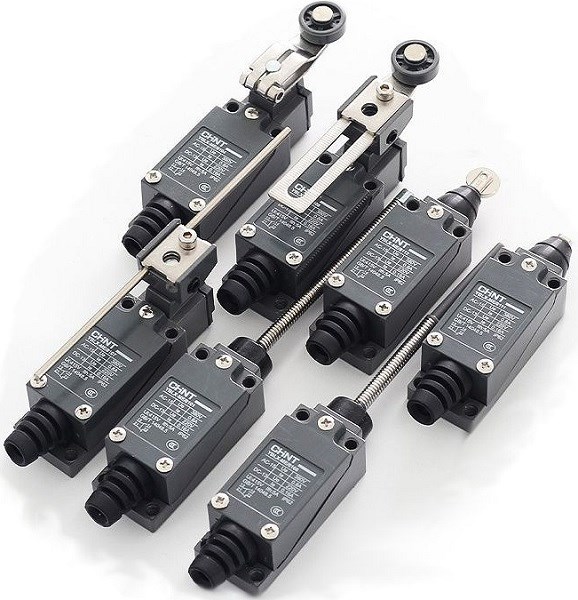 Выключатель путевой  CHINT 443023 1140720