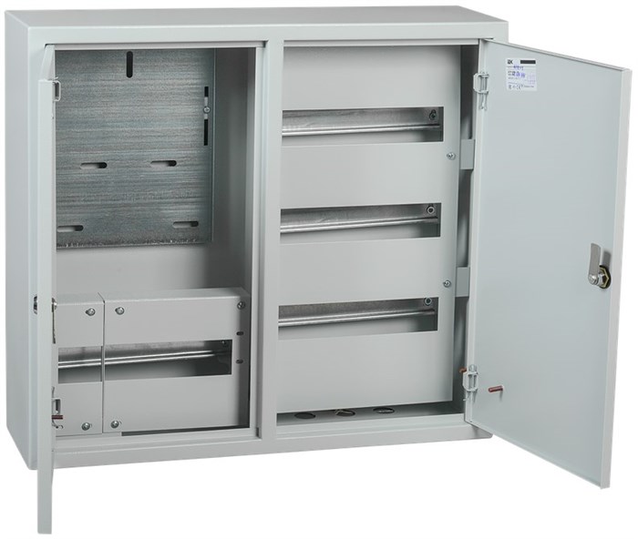 Щит  IEK MKM35-N-48-31-ZO 458245