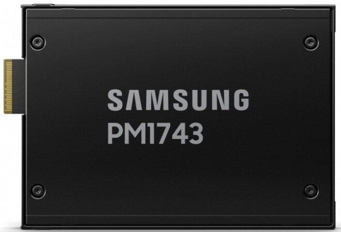 Накопитель SSD 2.5'' Samsung MZWLO7T6HBLA-00A07 7680 ГБ 1032946